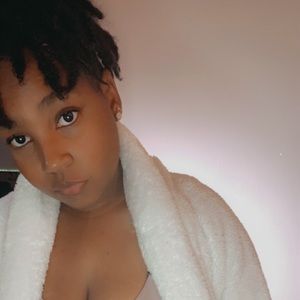 Meet your Posher, Darline